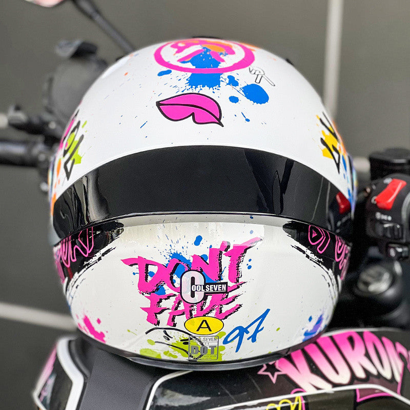 Vibrant Airy Graffiti DOT Full Face Helmet Vibrant Airy Graffiti DOT Full Face Helmet